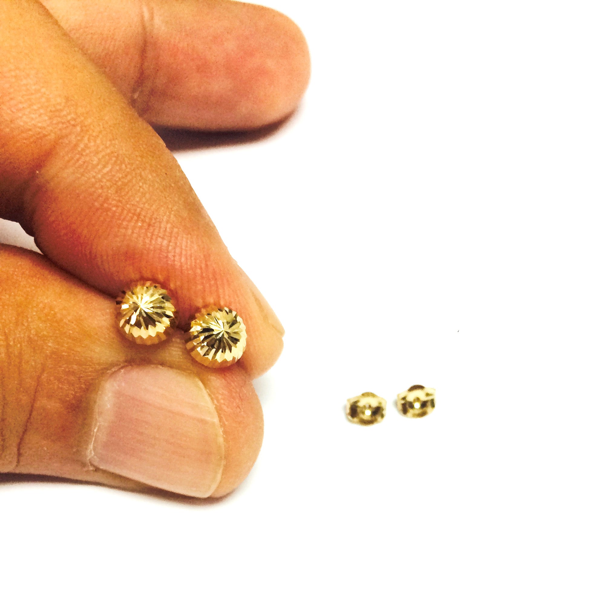 14k Gold Shiny Diamond Cut Round Stud Earrings, 7mm