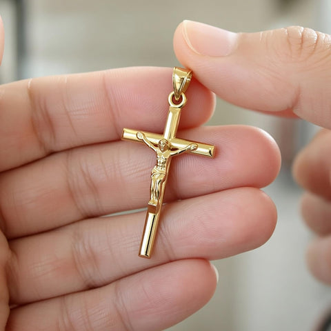 10k Yellow Gold Jesus Crucifix Cross Pendant, 32x19mm
