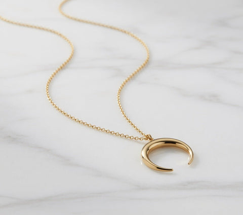 14K Gold Crescent Moon Pendant Necklace, 18"