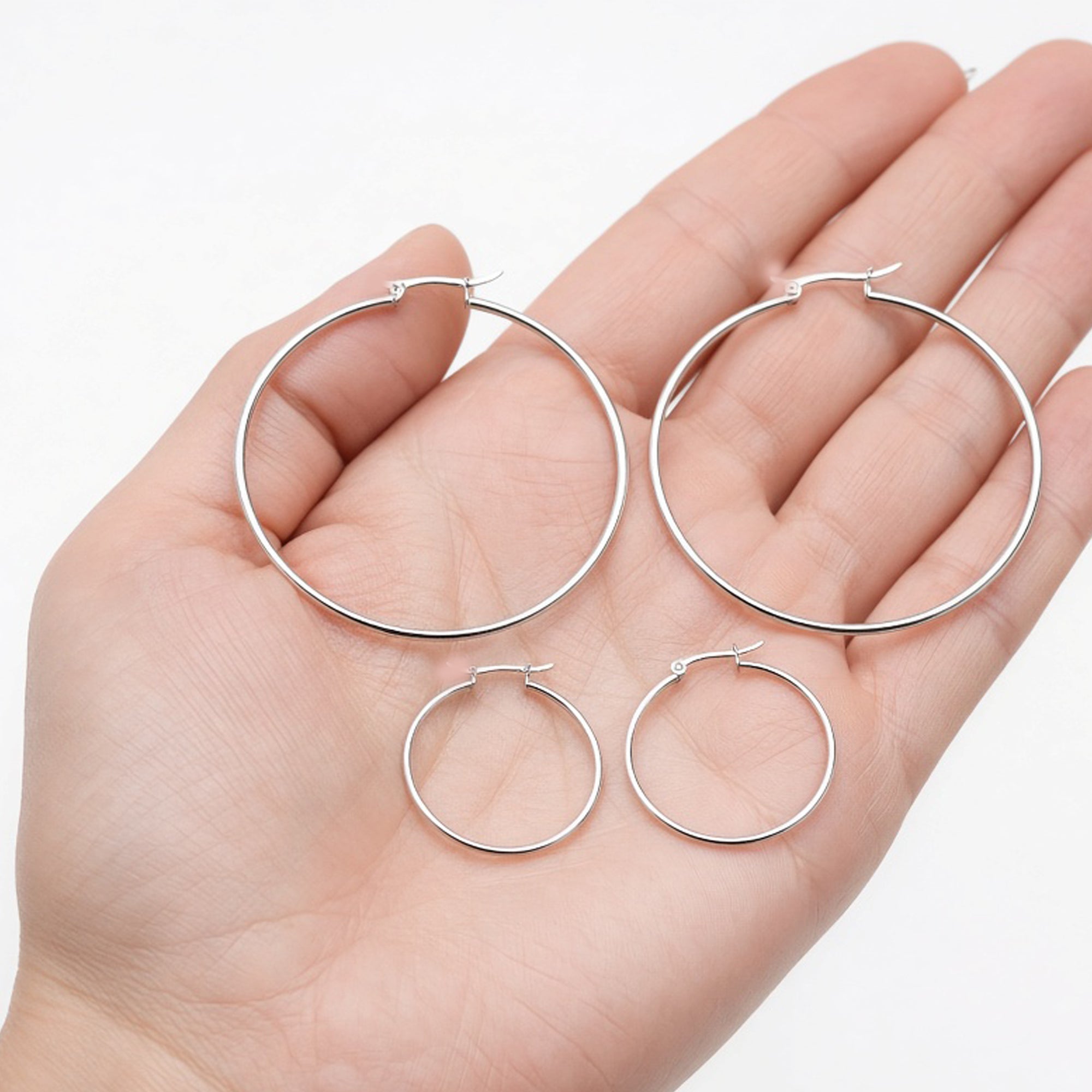 14k White Gold 1.5mm Shiny Round Tube Hoop Earrings