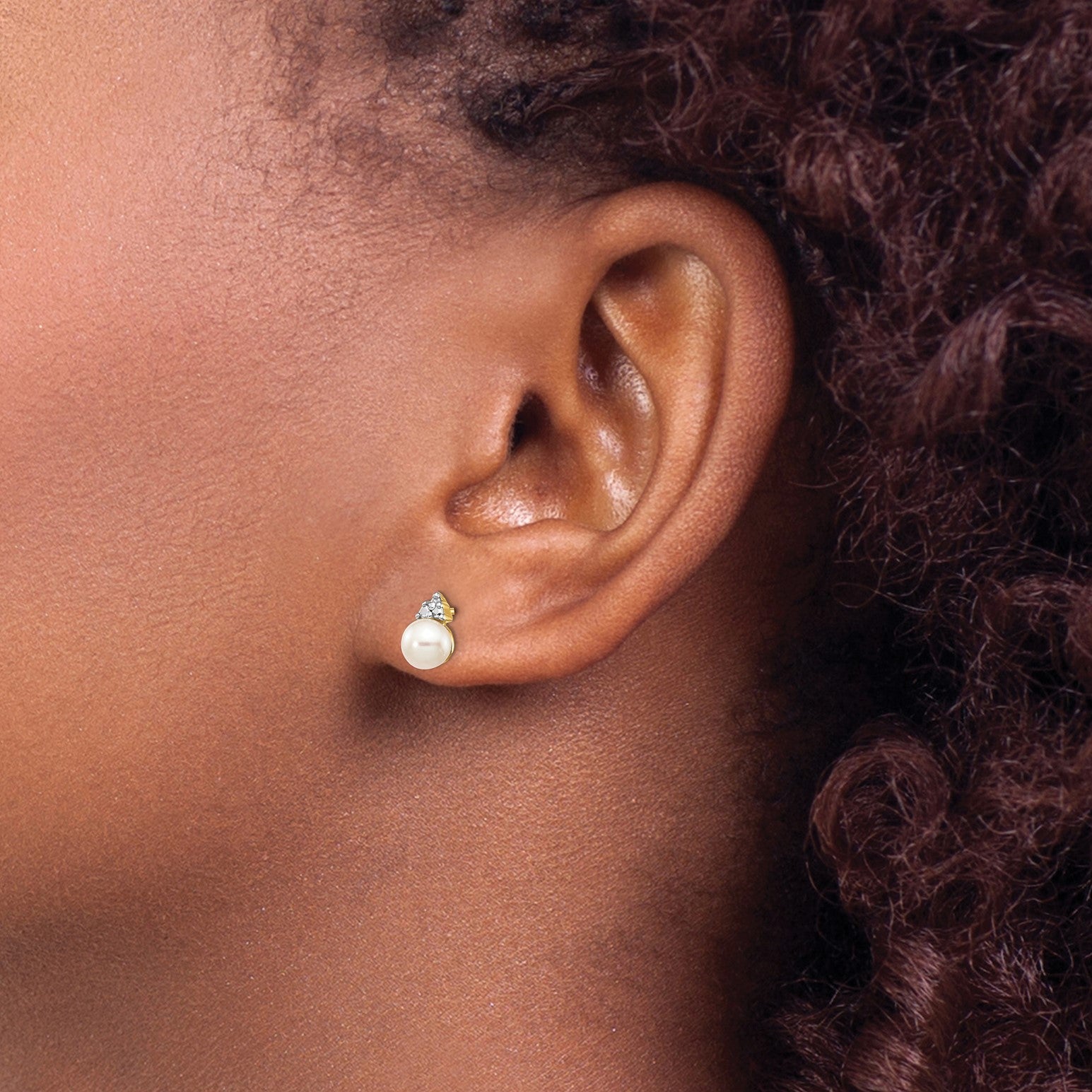 14k Yellow Gold 6mm Freshwater Pearl and 0.01ct Diamond Stud Earrings - JewelryAffairs