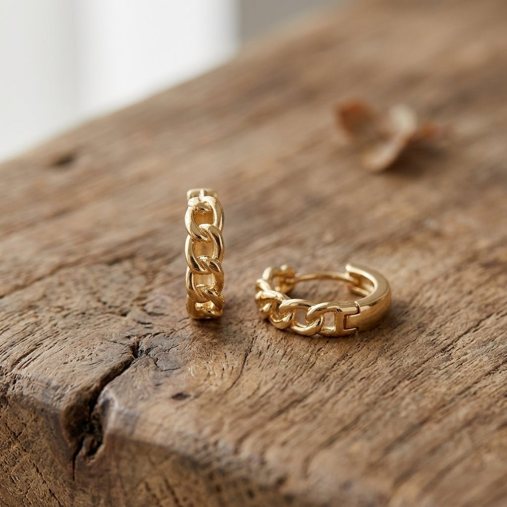 14K Yellow Gold Curb Huggie Hoop Earrings,13mm