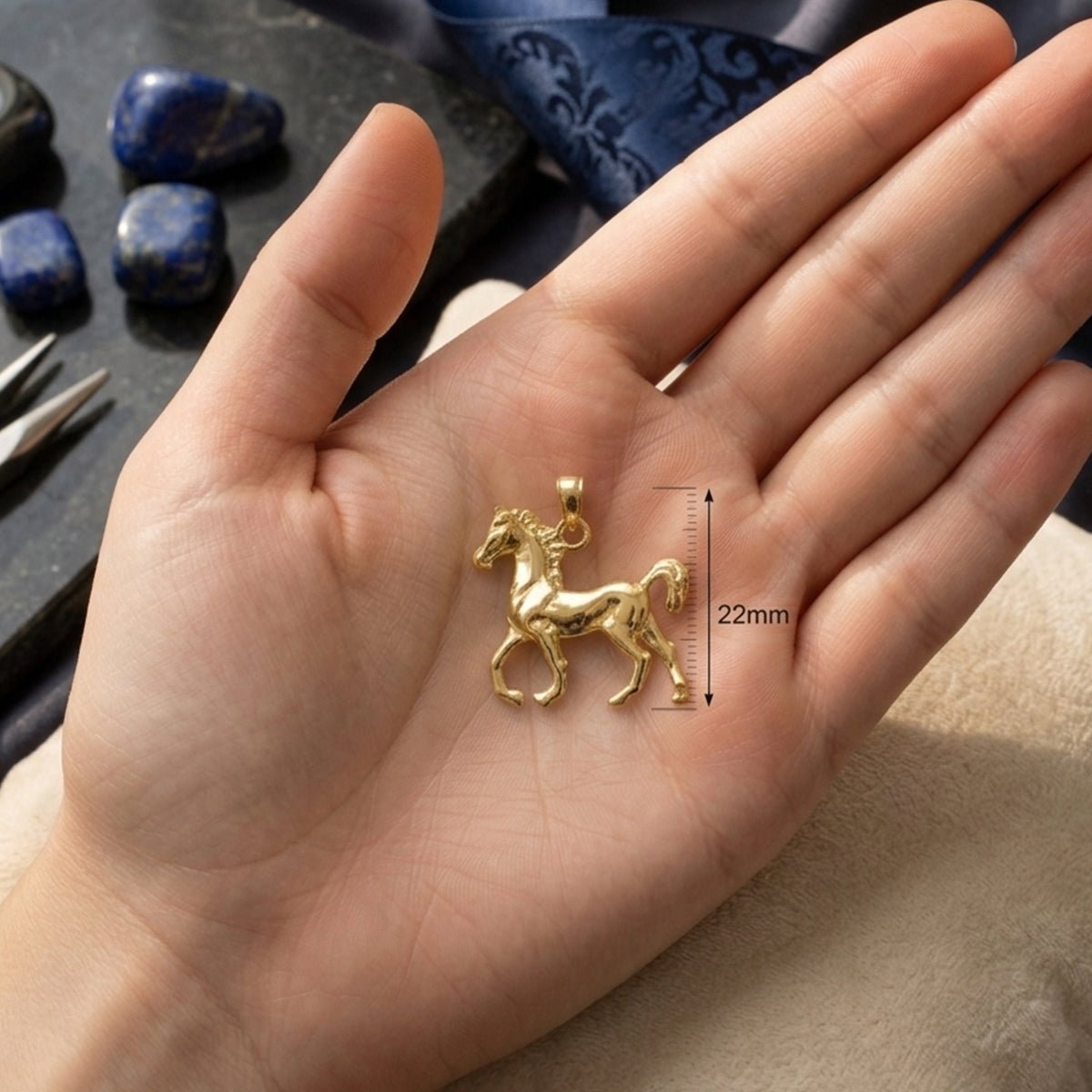14k Yellow Gold Standing Horse Pendant, 22x20mm
