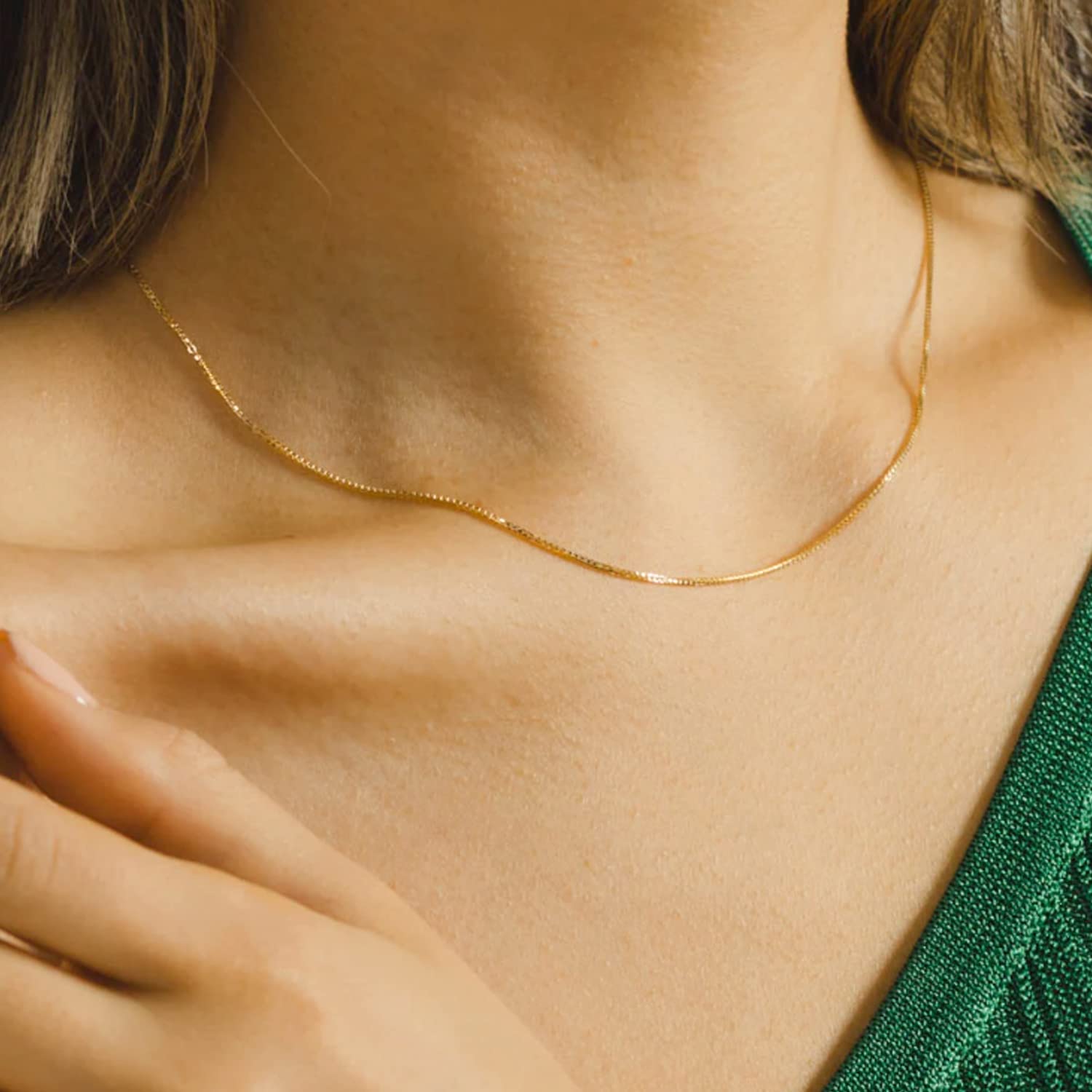 10k Real Solid Gold Mirror Box Chain Necklace, 0.6mm (24 Inches, Yellow Gold)