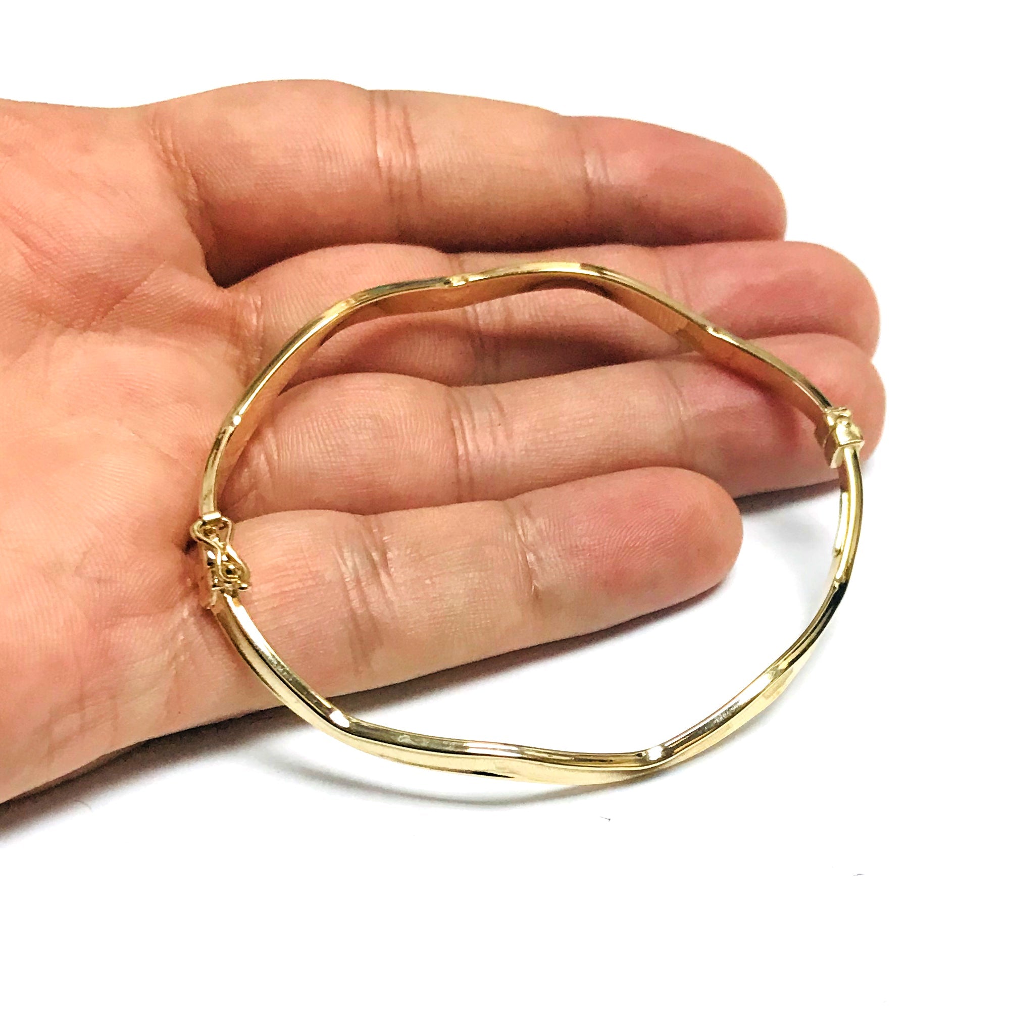 10k Yellow Gold Wave Women's Bangle Bracelet, 7.5" - JewelryAffairs