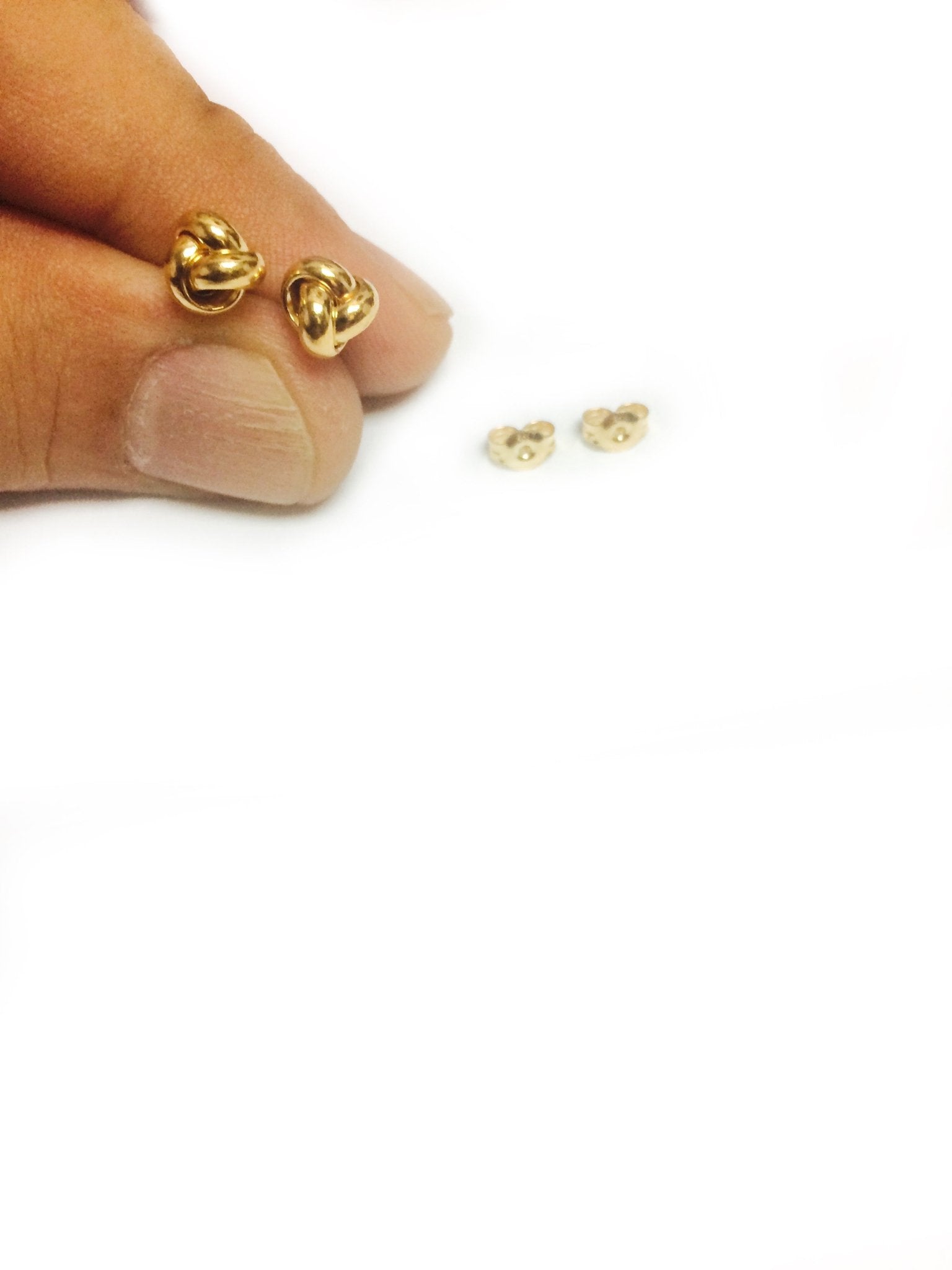 14k Gold Love Knot Stud Earrings, 6mm - JewelryAffairs