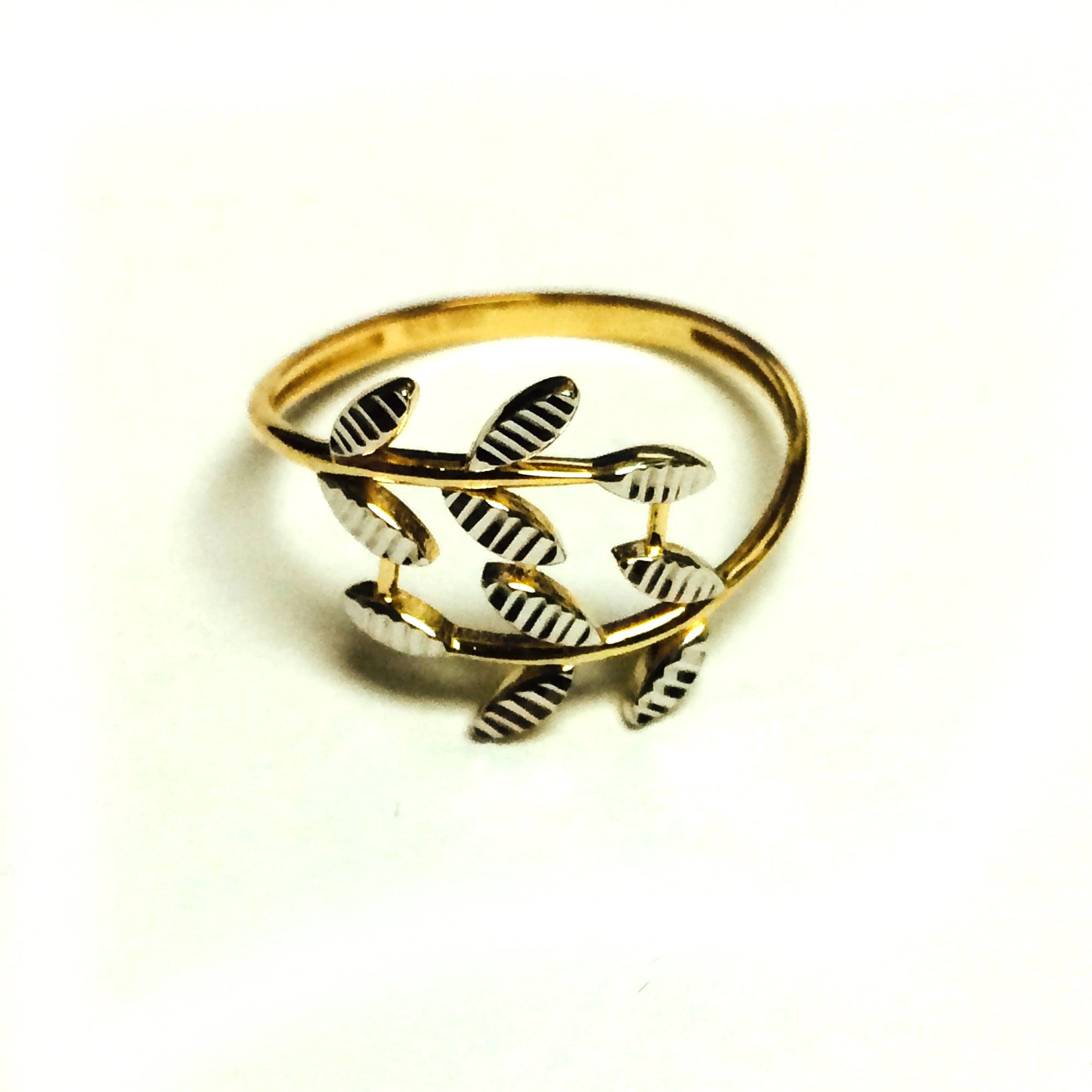 14K Two Tone Gold Diamond Cut Olive Leaf Branch Design Ring, Size 7 - JewelryAffairs