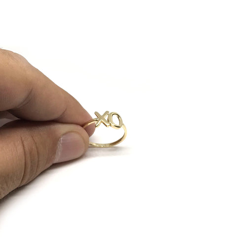 14K Yellow Gold Hug And Kiss Ring, Size 7