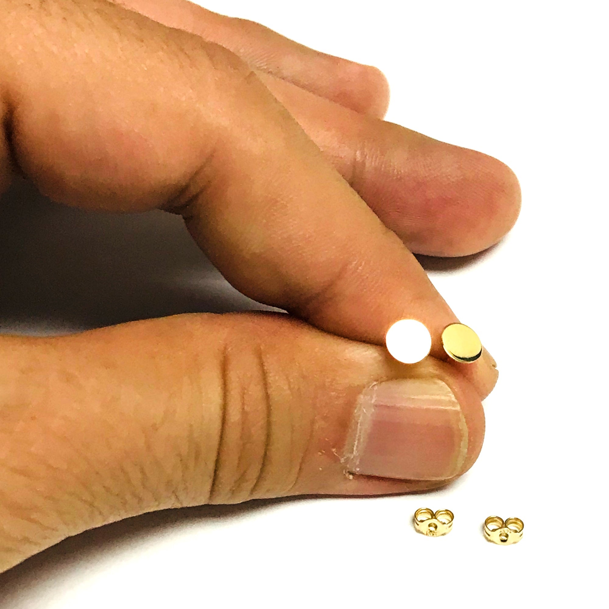 14k Yellow Gold Round Plate Stud Earrings - JewelryAffairs