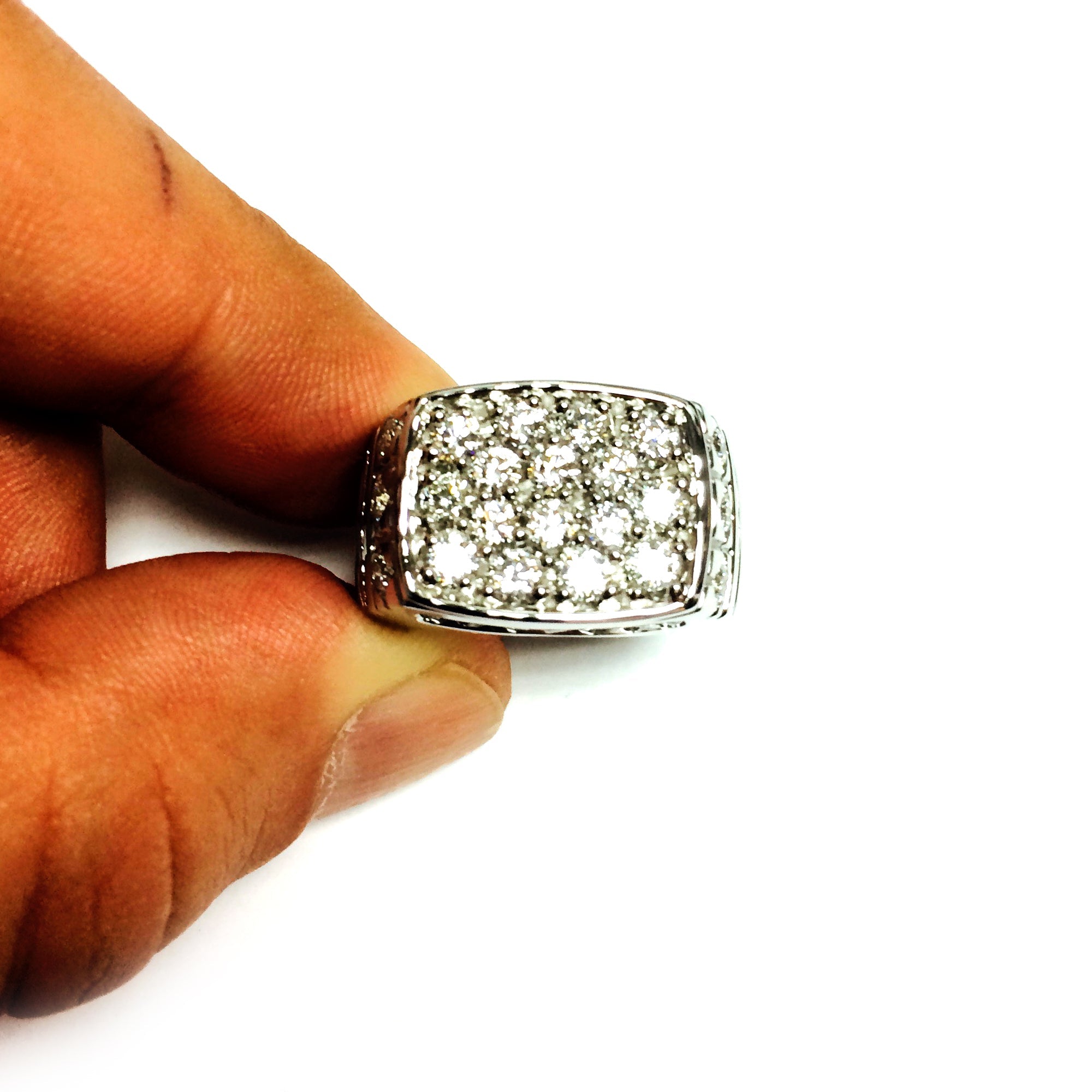 Round Brilliant Diamond Mens Ring in 14k white gold (2.68cttw, F-G Color, SI2 Clarity)