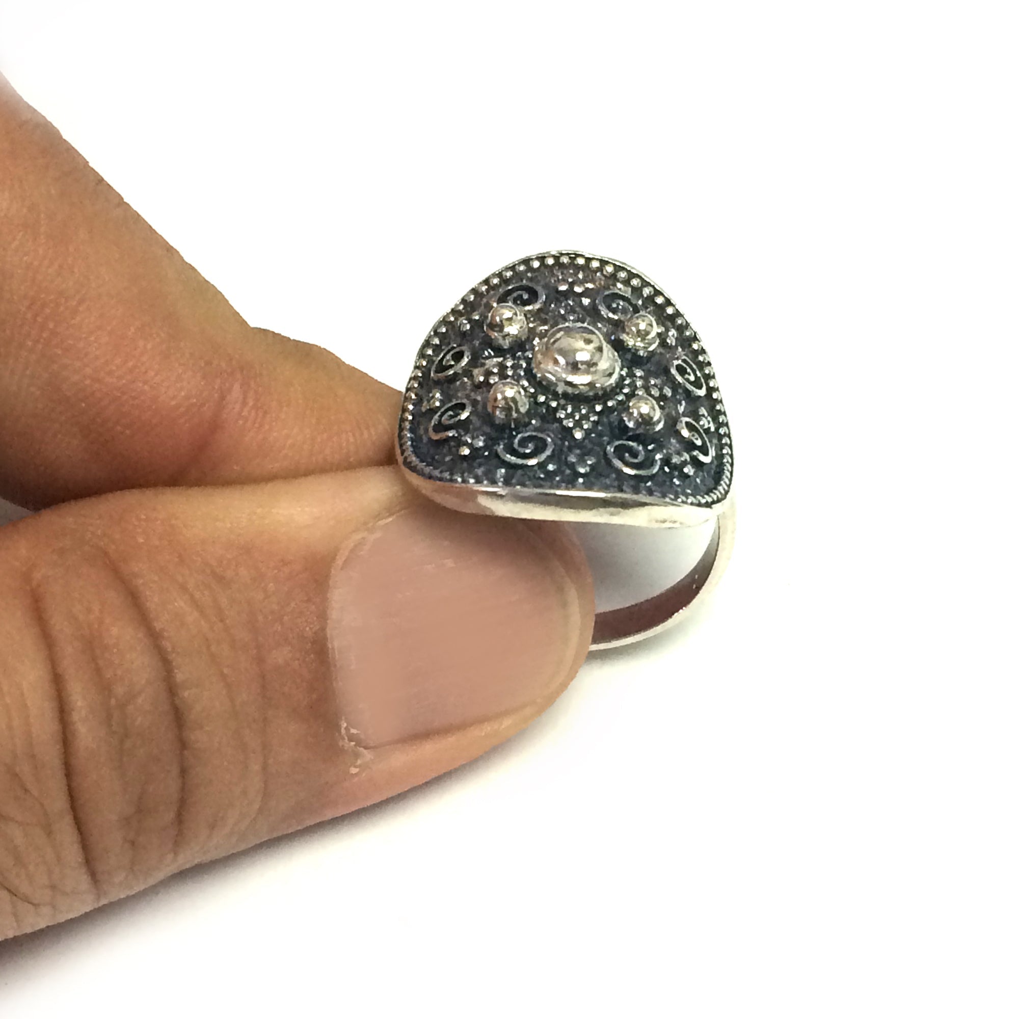 Sterling Silver Byzantine Style Round Ring - JewelryAffairs
